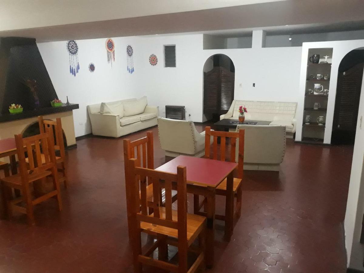Tu Hostel San Miguel de Tucumán Zewnętrze zdjęcie